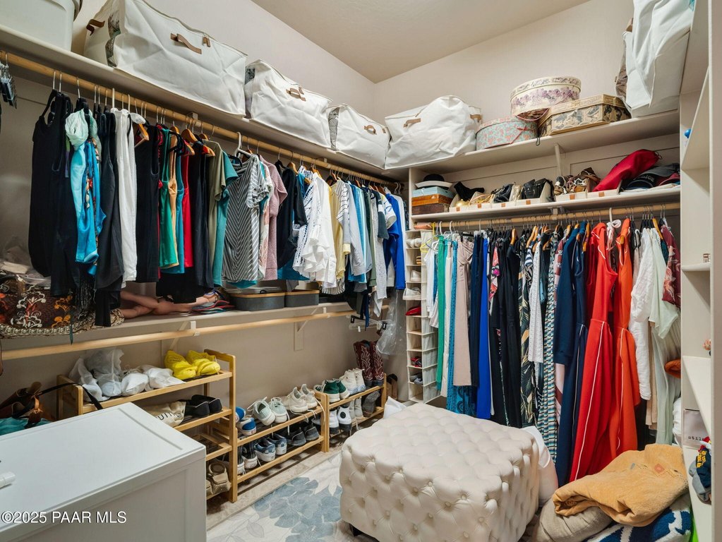 Prescott Valley, Arizona, 86315, United States, 4 Bedrooms Bedrooms, ,2 BathroomsBathrooms,Residential,Forsale,1968229