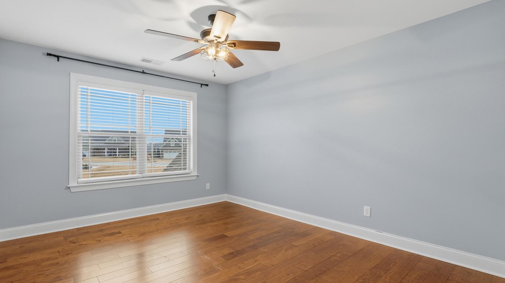 Ringgold, Georgia, 30736, United States, 5 Bedrooms Bedrooms, ,3 BathroomsBathrooms,Residential,Forsale,2009583