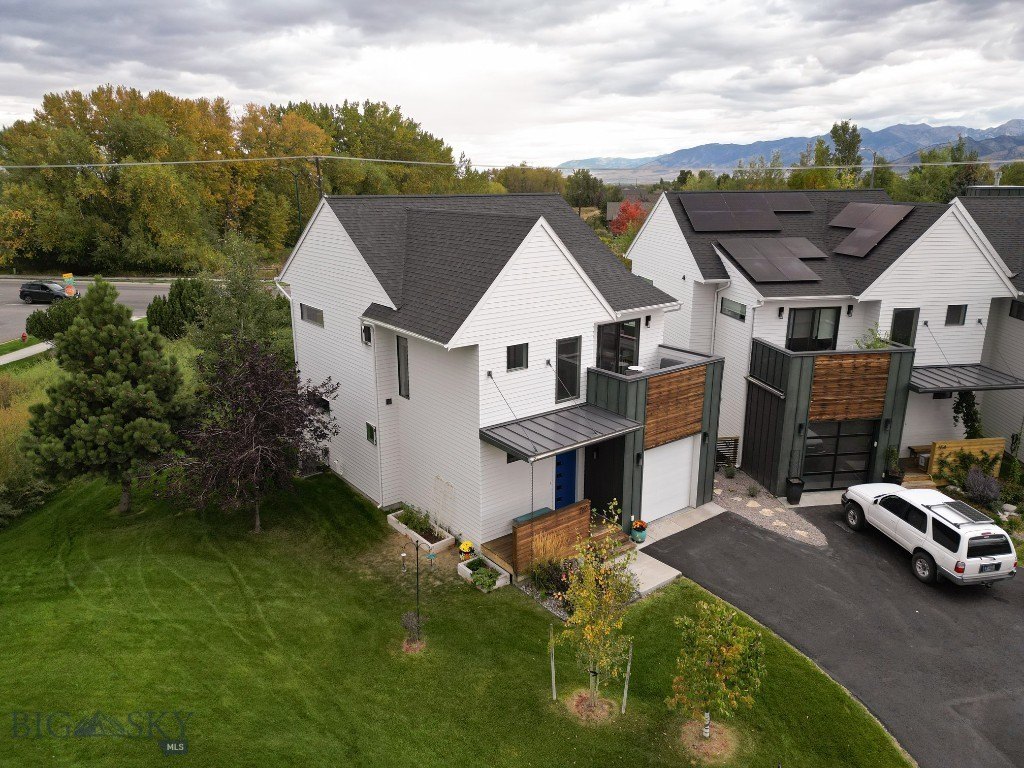 Bozeman, Montana, 59718, United States, 2 Bedrooms Bedrooms, ,5.5 BathroomsBathrooms,Residential,Forsale,1986983