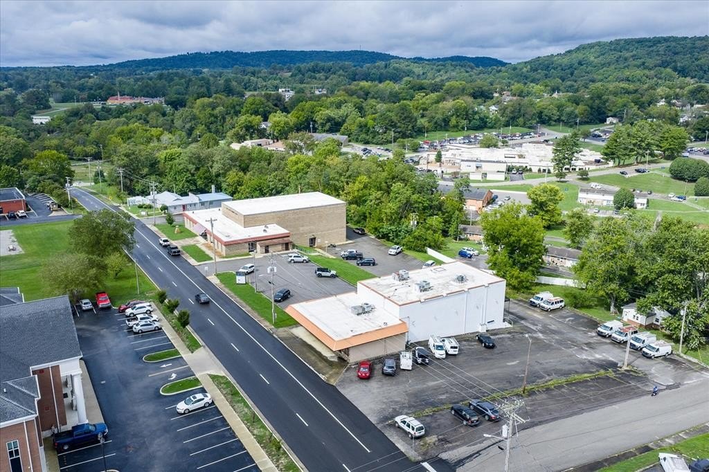 Livingston, Tennessee, 38570, United States, ,Residential,Forsale,1968521