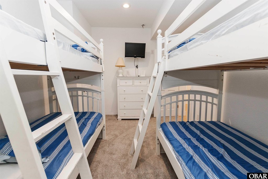 Duck, North Carolina, 27949, United States, 8 Bedrooms Bedrooms, ,7.5 BathroomsBathrooms,Residential,Forsale,1993781