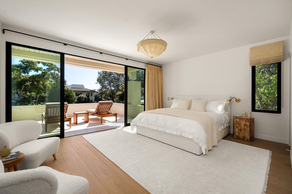 SANTA BARBARA, California, 93108, United States, 2 Bedrooms Bedrooms, ,2.5 BathroomsBathrooms,Residential,Forsale,1964340