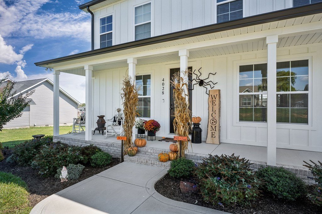 Cookeville, Tennessee, 38501, United States, 3 Bedrooms Bedrooms, ,2.5 BathroomsBathrooms,Residential,Forsale,1996610