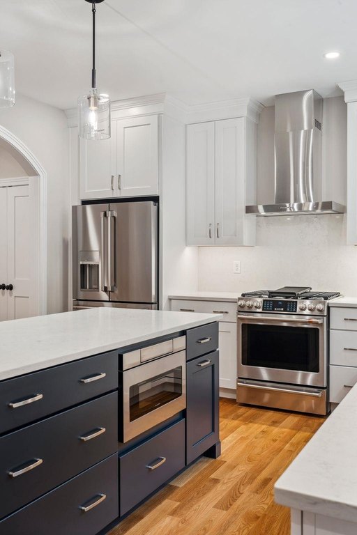 Kittery, Maine, 03905, United States, 4 Bedrooms Bedrooms, ,2.5 BathroomsBathrooms,Residential,Forsale,2002410