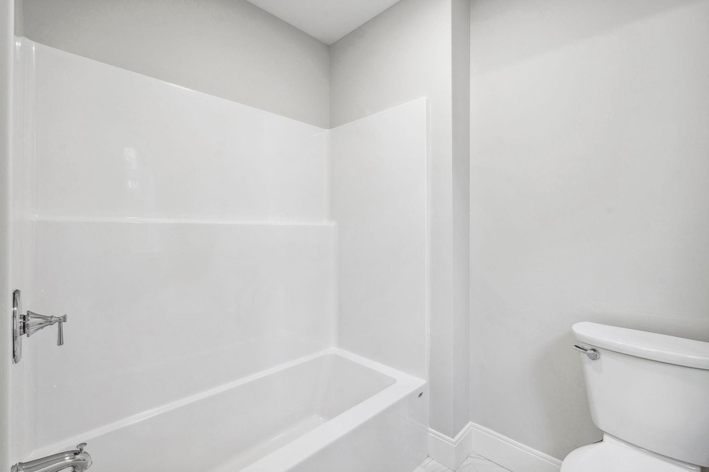 Kittery, Maine, 03905, United States, 4 Bedrooms Bedrooms, ,2.5 BathroomsBathrooms,Residential,Forsale,2002410