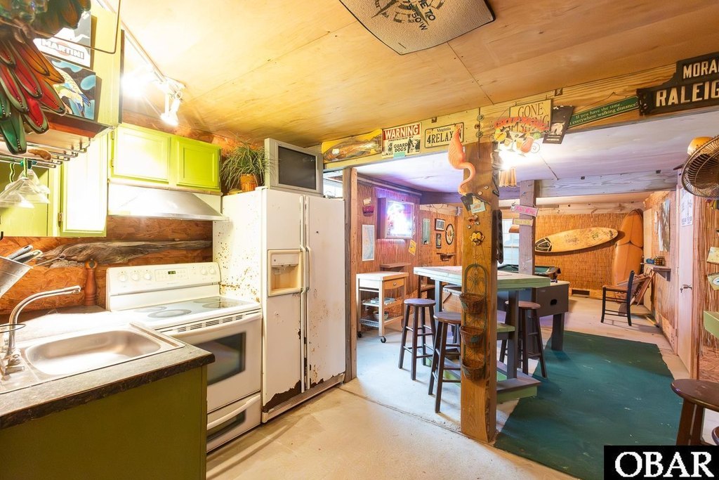 Corolla, North Carolina, 27927, United States, 4 Bedrooms Bedrooms, ,2.5 BathroomsBathrooms,Residential,Forsale,1964355