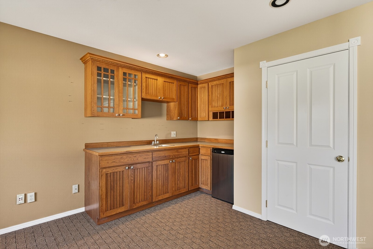 Anacortes, Washington, 98221, United States, 3 Bedrooms Bedrooms, ,2 BathroomsBathrooms,Residential,Forsale,1965872