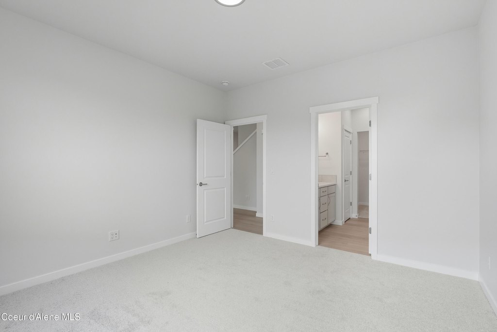 Coeur d'Alene, Idaho, 83815, United States, 4 Bedrooms Bedrooms, ,3 BathroomsBathrooms,Residential,Forsale,1984592