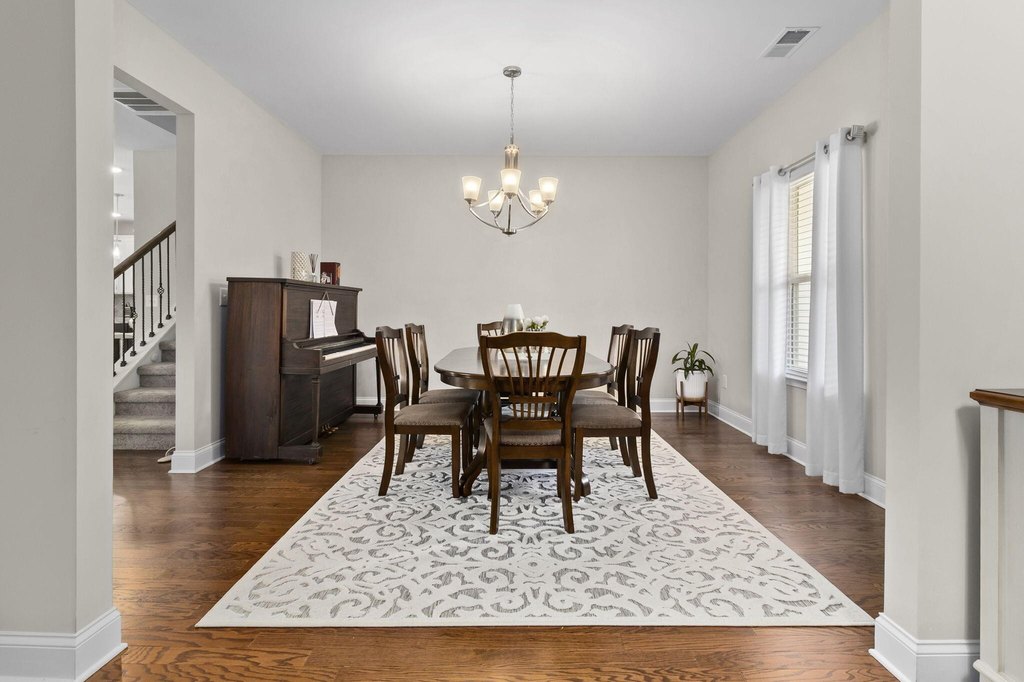 Ooltewah, Tennessee, 37363, United States, 5 Bedrooms Bedrooms, ,3.5 BathroomsBathrooms,Residential,Forsale,2004665