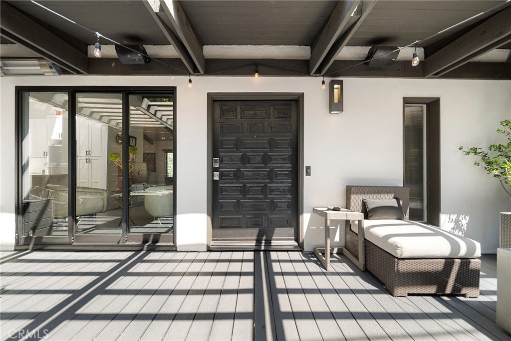 Los Angeles, California, 90046, United States, 3 Bedrooms Bedrooms, ,2 BathroomsBathrooms,Residential,Forsale,1985943