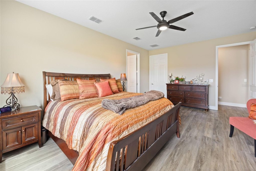 OCALA, Florida, 34481, United States, 3 Bedrooms Bedrooms, ,3 BathroomsBathrooms,Residential,Forsale,1969785