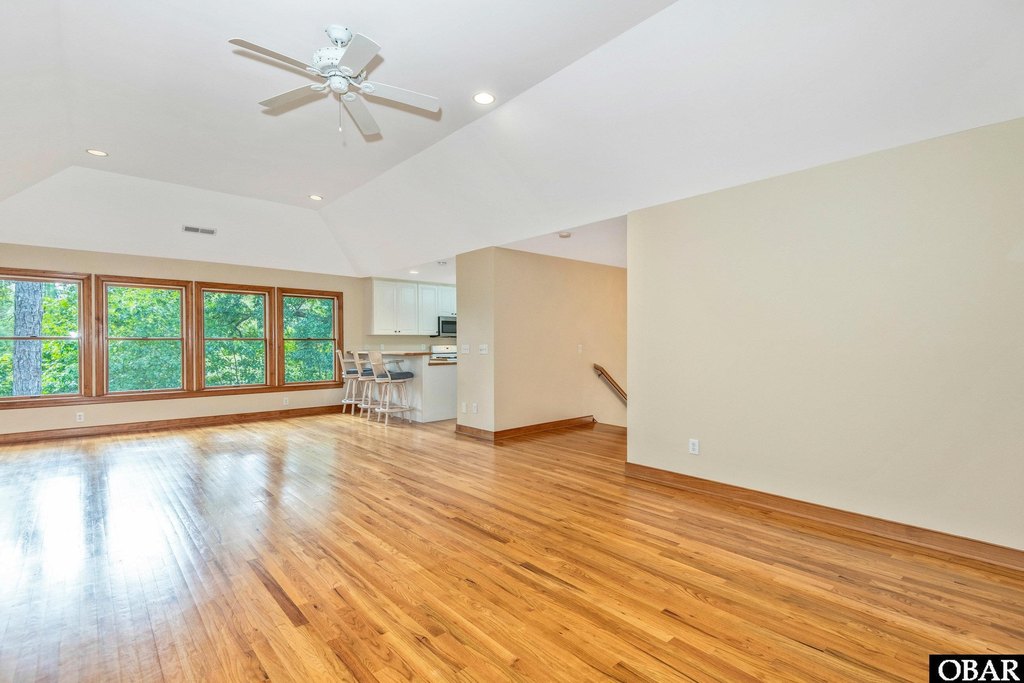 Kill Devil Hills, North Carolina, 27948, United States, 3 Bedrooms Bedrooms, ,3 BathroomsBathrooms,Residential,Forsale,1993772