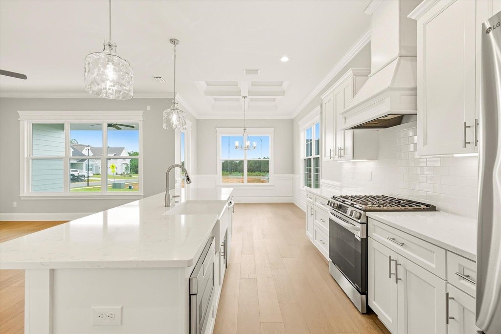 Tallahassee, Florida, 32312, United States, 4 Bedrooms Bedrooms, ,3 BathroomsBathrooms,Residential,Forsale,1995100