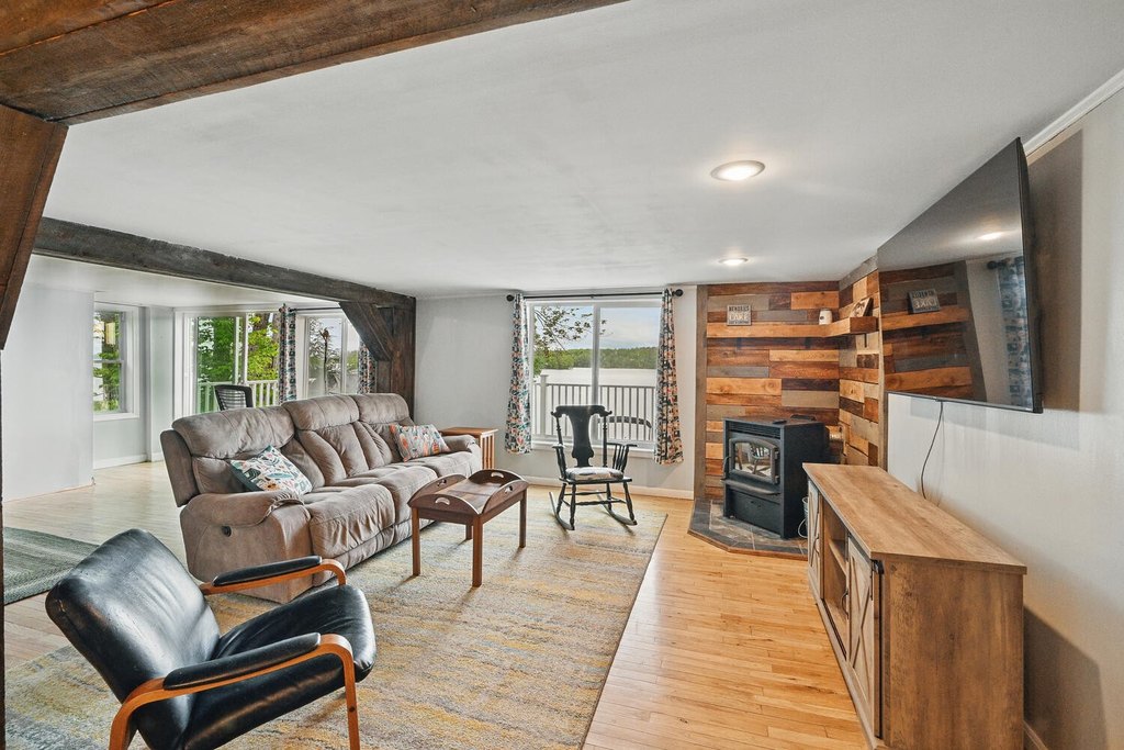 Monmouth, Maine, 04259, United States, 4 Bedrooms Bedrooms, ,3 BathroomsBathrooms,Residential,Forsale,2004721