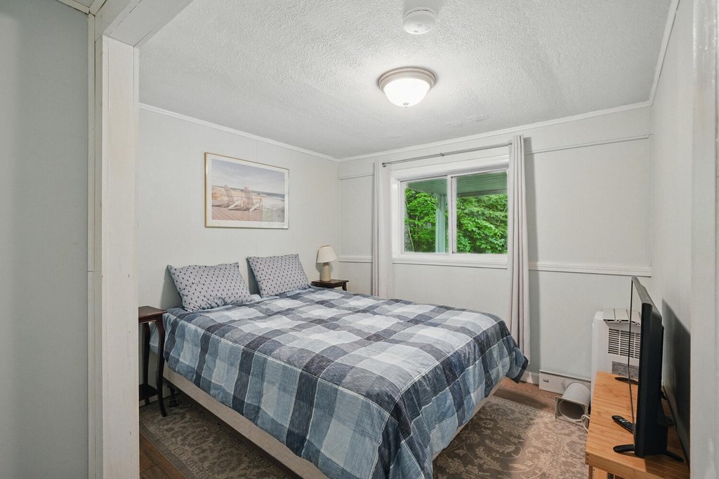 Monmouth, Maine, 04259, United States, 4 Bedrooms Bedrooms, ,3 BathroomsBathrooms,Residential,Forsale,2004721