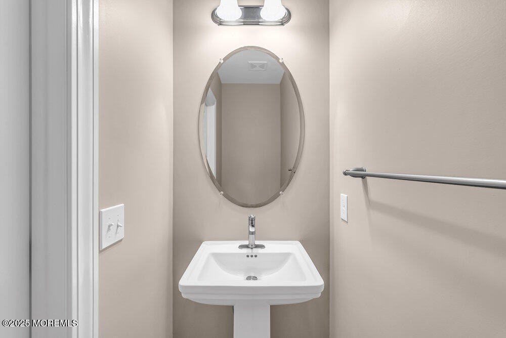 Toms River, New Jersey, 08753, United States, 4 Bedrooms Bedrooms, ,3 BathroomsBathrooms,Residential,Forsale,2004069