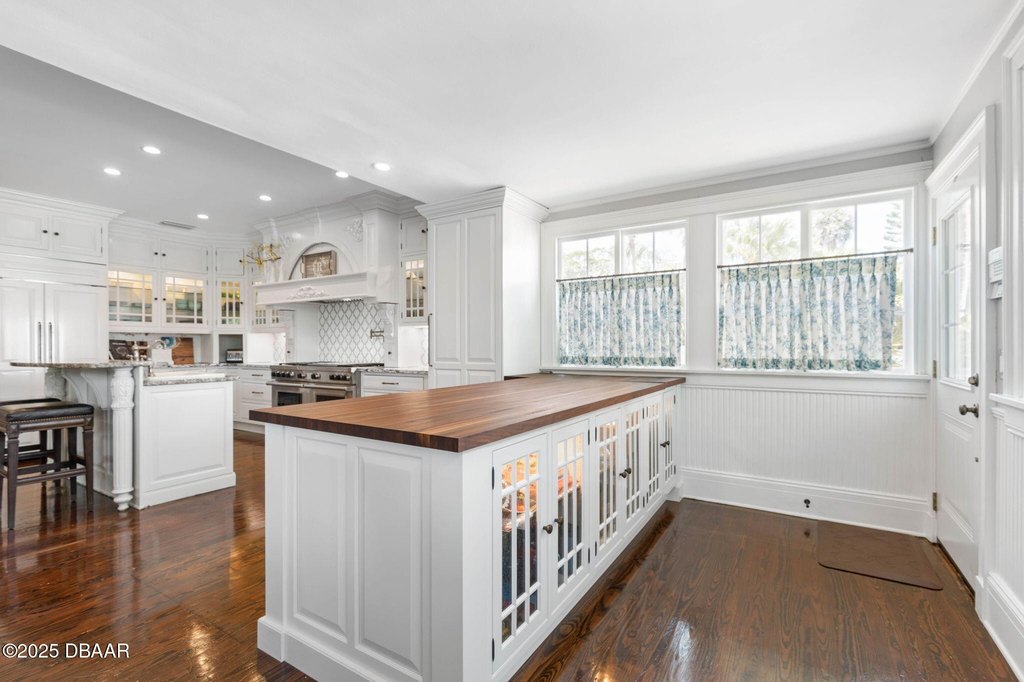 Ormond Beach, Florida, 32176, United States, 6 Bedrooms Bedrooms, ,7.5 BathroomsBathrooms,Residential,Forsale,2007368