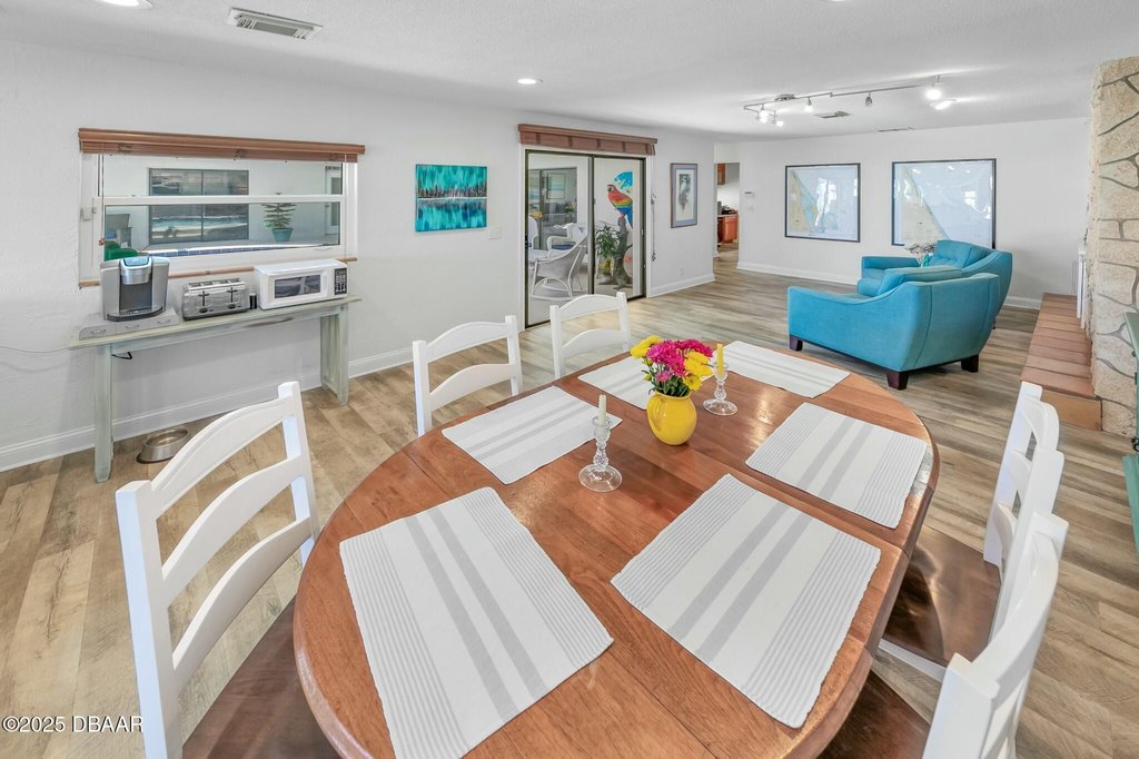 Ponce Inlet, Florida, 32127, United States, 3 Bedrooms Bedrooms, ,2 BathroomsBathrooms,Residential,Forsale,2002687