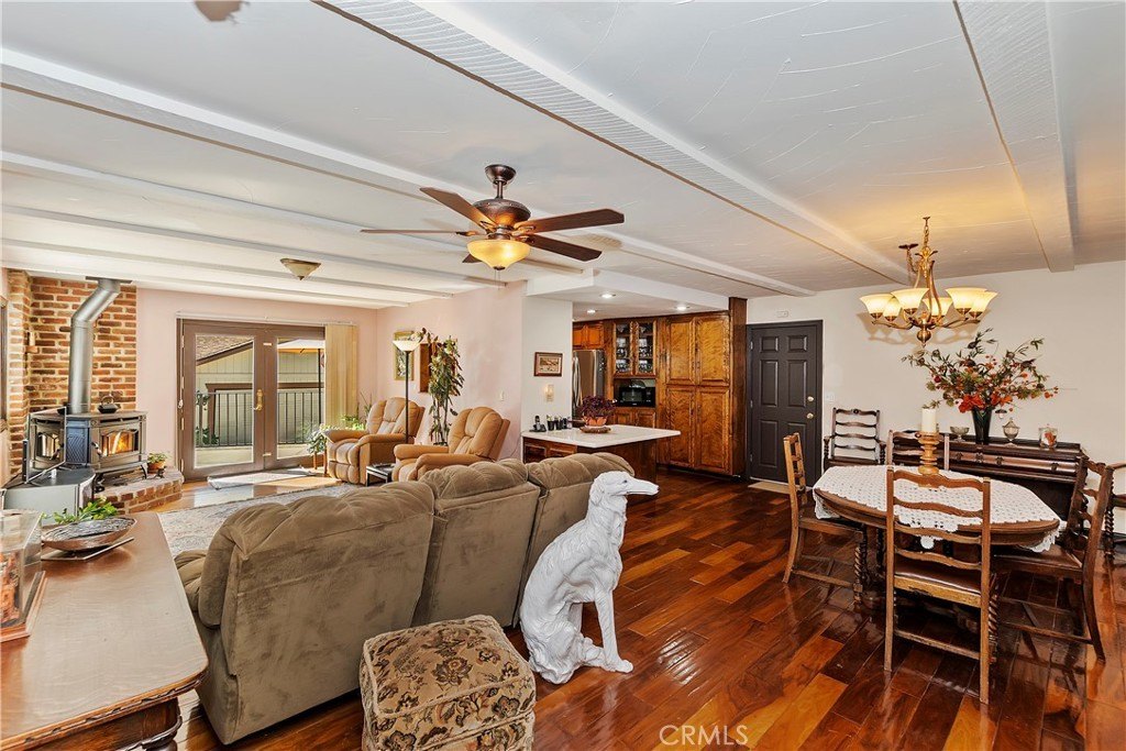 Crestline, California, 92325, United States, 3 Bedrooms Bedrooms, ,2 BathroomsBathrooms,Residential,Forsale,2013198