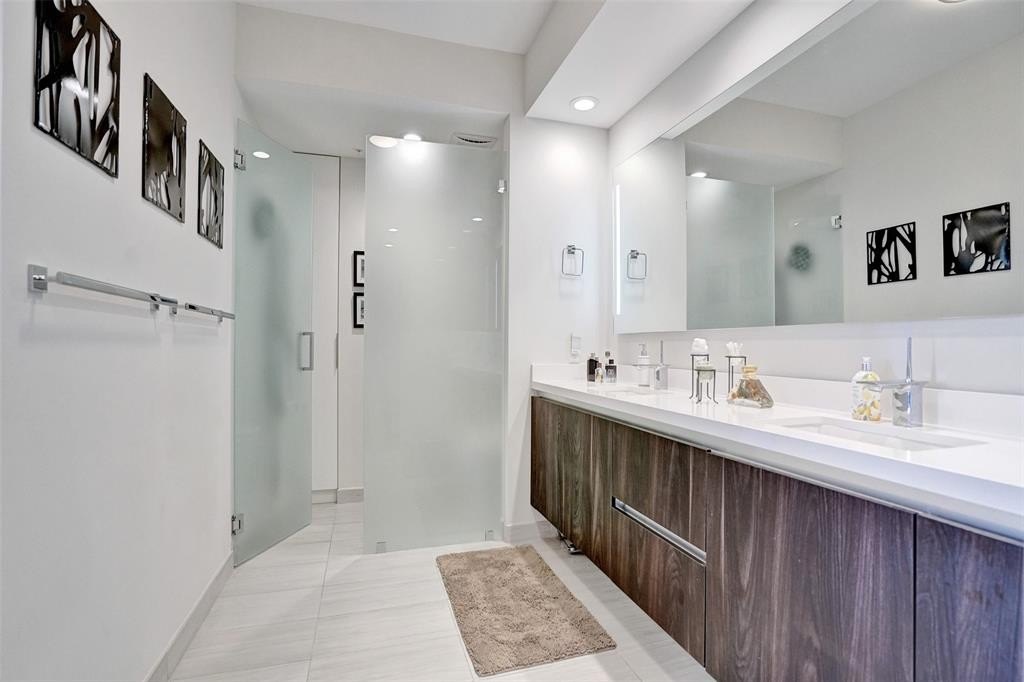 Fort Lauderdale, Florida, 33304, United States, 3 Bedrooms Bedrooms, ,3.5 BathroomsBathrooms,Residential,Forsale,2011620