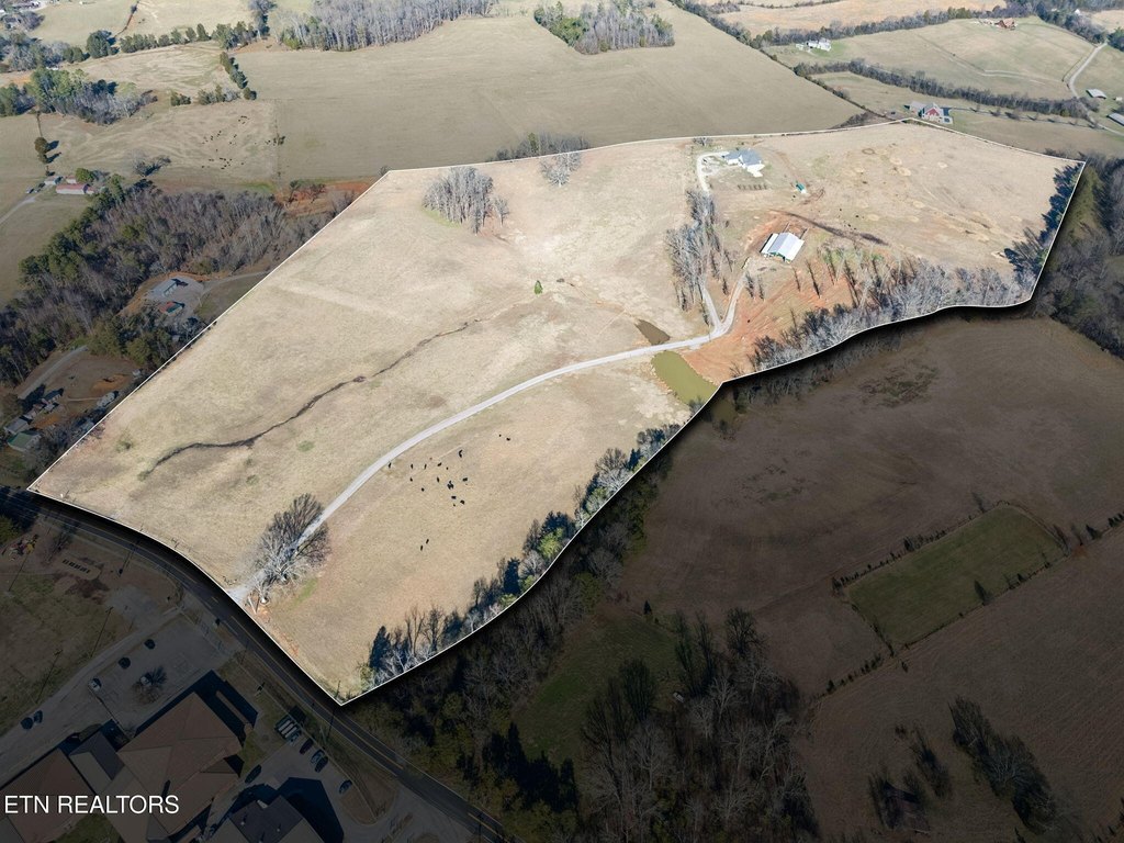 Maryville, Tennessee, 37801, United States, 4 Bedrooms Bedrooms, ,3.5 BathroomsBathrooms,Residential,Forsale,2011912