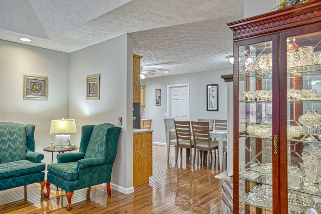 Cookeville, Tennessee, 38506, United States, 3 Bedrooms Bedrooms, ,2 BathroomsBathrooms,Residential,Forsale,2010951