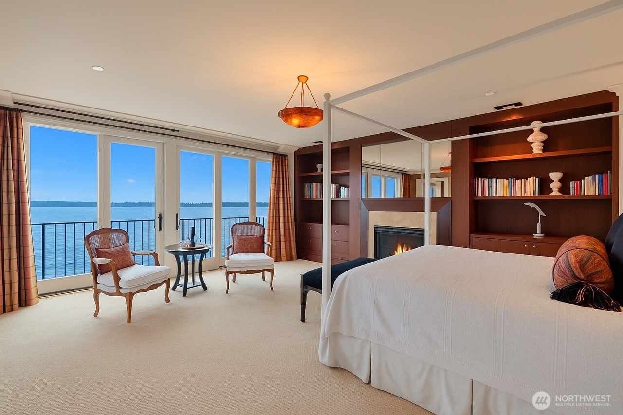 Kirkland, Washington, 98033, United States, 3 Bedrooms Bedrooms, ,3 BathroomsBathrooms,Residential,Forsale,1965877