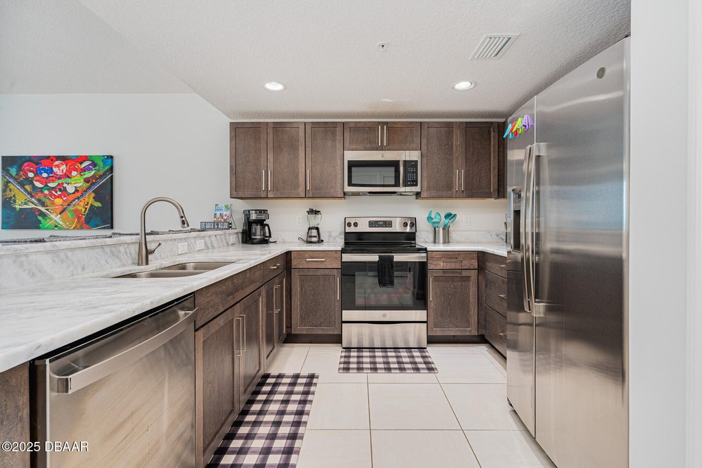 Daytona Beach Shores, Florida, 32118, United States, 3 Bedrooms Bedrooms, ,2 BathroomsBathrooms,Residential,Forsale,1990151