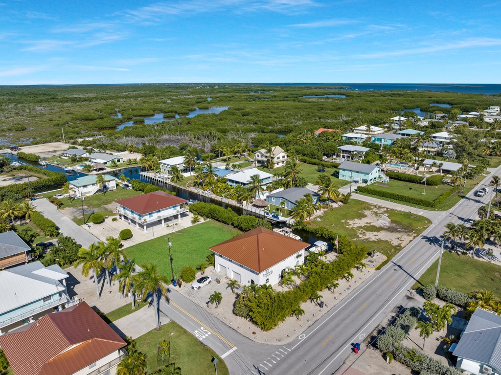 Big Pine Key, Florida, 33043, United States, 3 Bedrooms Bedrooms, ,3 BathroomsBathrooms,Residential,Forsale,1972000