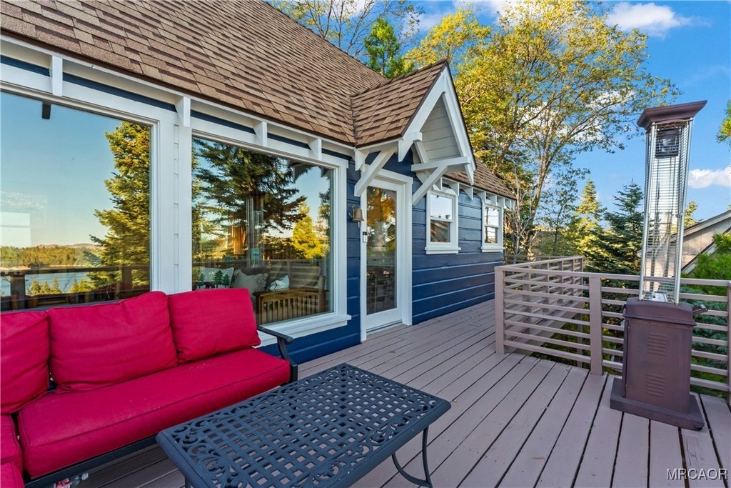 Lake Arrowhead, California, 92352, United States, 2 Bedrooms Bedrooms, ,2 BathroomsBathrooms,Residential,Forsale,1971035