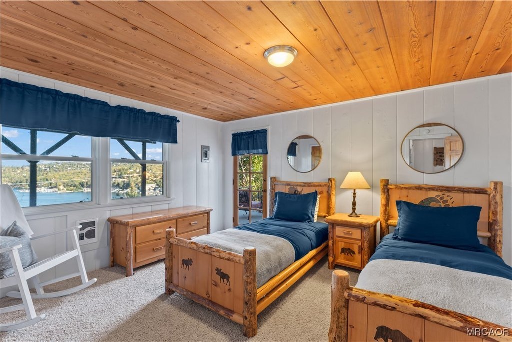 Lake Arrowhead, California, 92352, United States, 2 Bedrooms Bedrooms, ,2 BathroomsBathrooms,Residential,Forsale,1971035