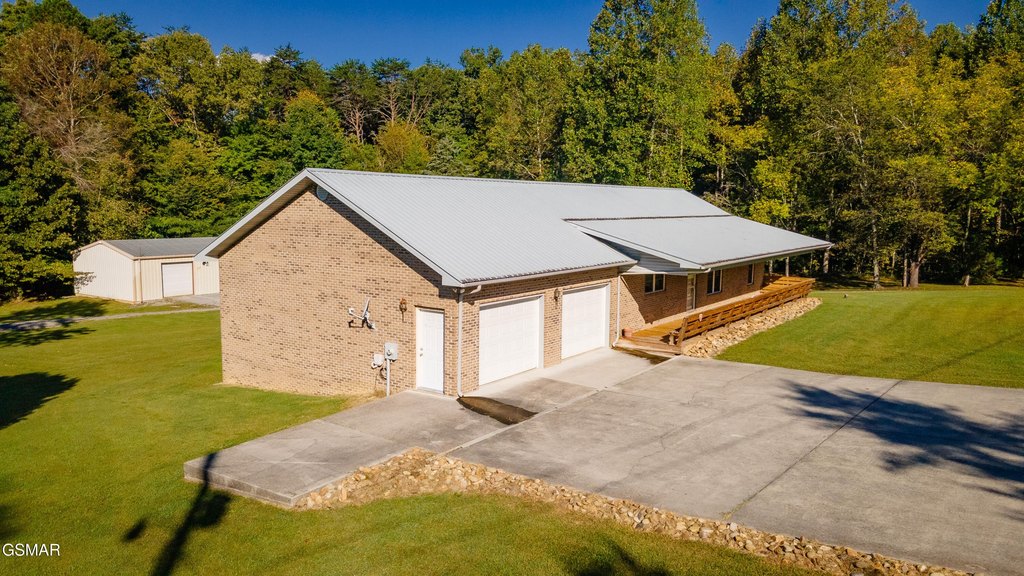 Sevierville, Tennessee, 37862, United States, 3 Bedrooms Bedrooms, ,2 BathroomsBathrooms,Residential,Forsale,1973584