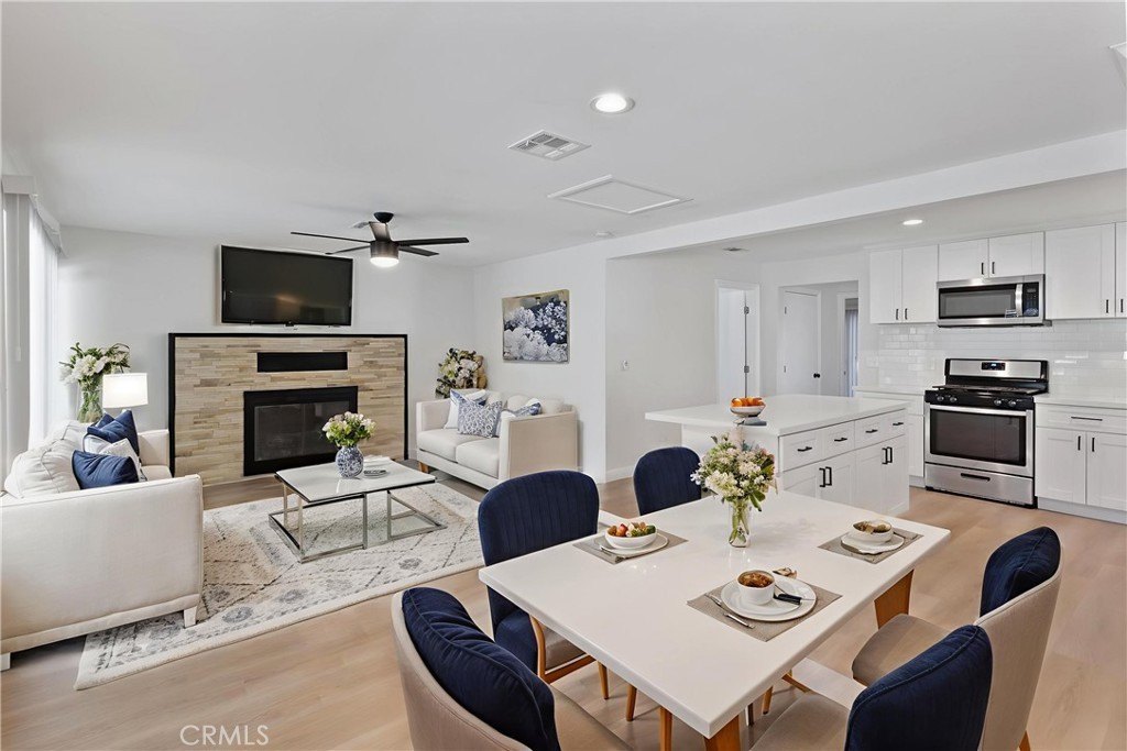 Yucaipa, California, 92399, United States, 2 Bedrooms Bedrooms, ,1 BathroomBathrooms,Residential,Forsale,1992755