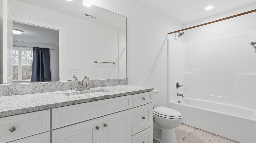 Signal Mountain, Tennessee, 37377, United States, 4 Bedrooms Bedrooms, ,3.5 BathroomsBathrooms,Residential,Forsale,2011259