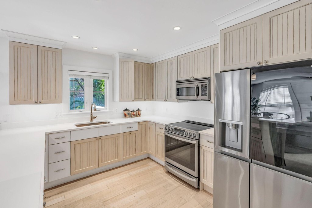 Key West, Florida, 33040, United States, 3 Bedrooms Bedrooms, ,3.5 BathroomsBathrooms,Residential,Forsale,2004350