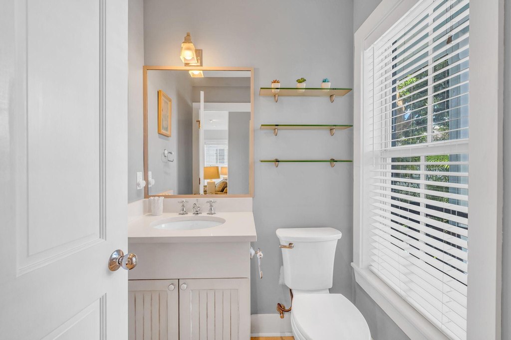 Key West, Florida, 33040, United States, 3 Bedrooms Bedrooms, ,3.5 BathroomsBathrooms,Residential,Forsale,2004350