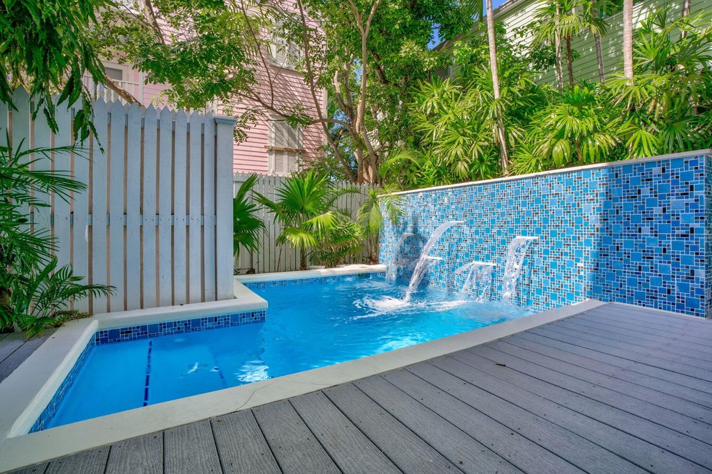 Key West, Florida, 33040, United States, 3 Bedrooms Bedrooms, ,3.5 BathroomsBathrooms,Residential,Forsale,2004350