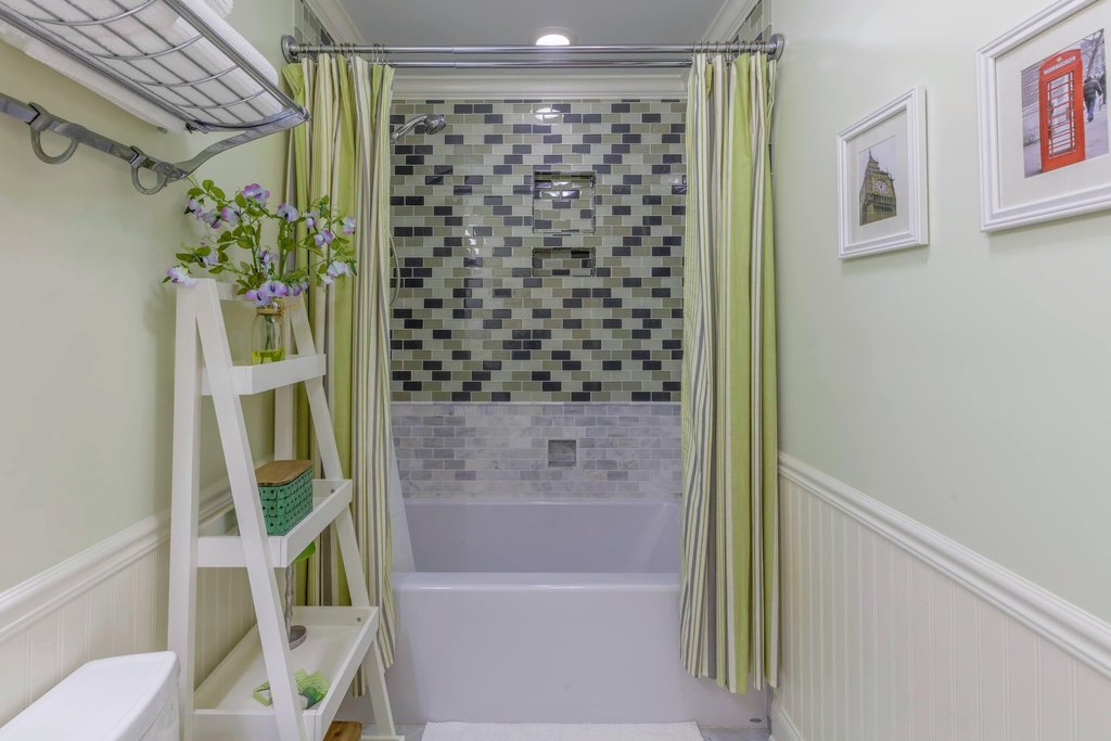 Chickamauga, Georgia, 30707, United States, 6 Bedrooms Bedrooms, ,4 BathroomsBathrooms,Residential,Forsale,2009598