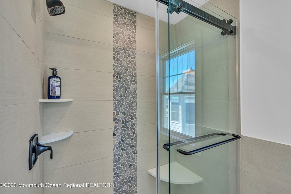 Seaside Park, New Jersey, 08752, United States, 7 Bedrooms Bedrooms, ,7 BathroomsBathrooms,Residential,Forsale,1922405