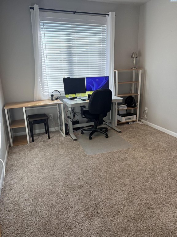 West Richland, Washington, 99353, United States, 4 Bedrooms Bedrooms, ,2 BathroomsBathrooms,Residential,Forsale,1990697