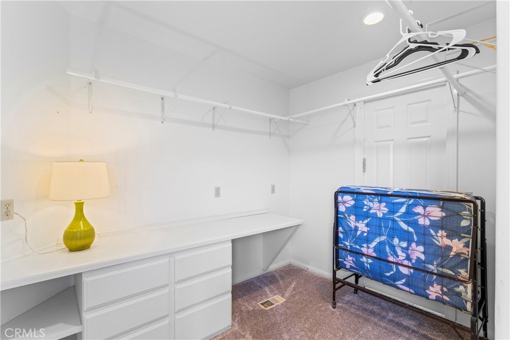 Lake Arrowhead, California, 92352, United States, 4 Bedrooms Bedrooms, ,2.5 BathroomsBathrooms,Residential,Forsale,1971038