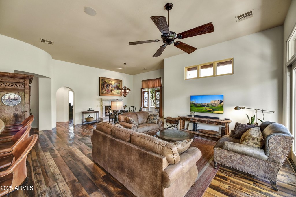 Gold Canyon, Arizona, 85118, United States, 2 Bedrooms Bedrooms, ,2 BathroomsBathrooms,Residential,Forsale,1971061