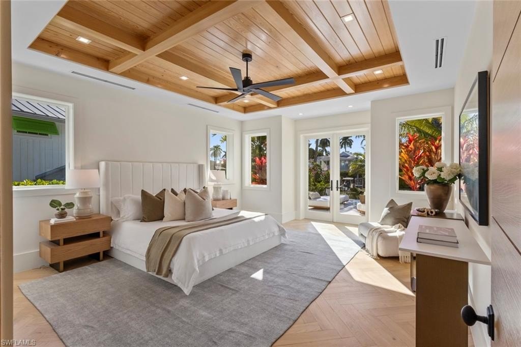 NAPLES, Florida, 34102, United States, 5 Bedrooms Bedrooms, ,5.5 BathroomsBathrooms,Residential,Forsale,2011524