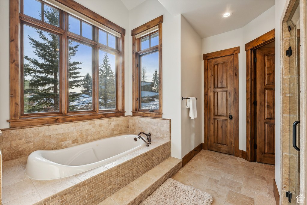 Park City, Utah, 84098, United States, 5 Bedrooms Bedrooms, ,4.5 BathroomsBathrooms,Residential,Forsale,1994166