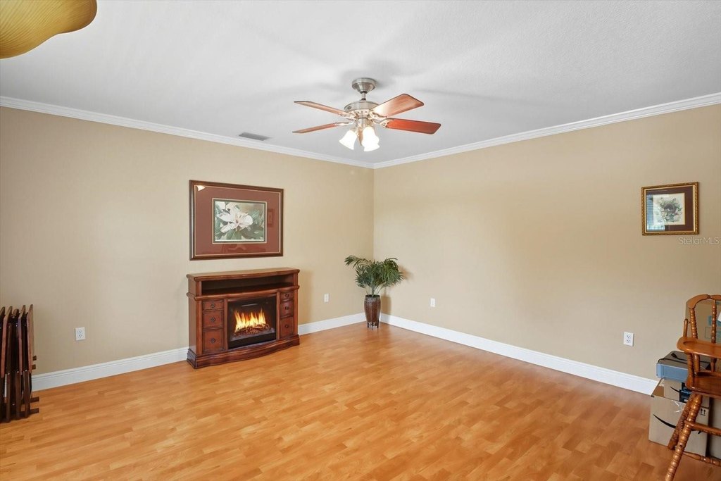 MORRISTON, Florida, 32668, United States, 4 Bedrooms Bedrooms, ,4.5 BathroomsBathrooms,Residential,Forsale,1994129