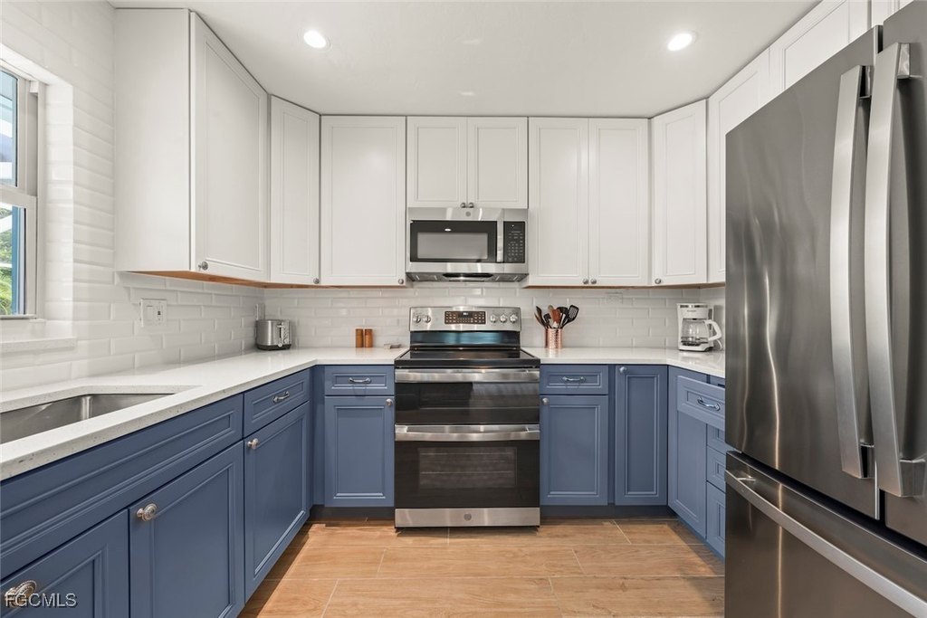 Sanibel, Florida, 33957, United States, 3 Bedrooms Bedrooms, ,2 BathroomsBathrooms,Residential,Forsale,1971931