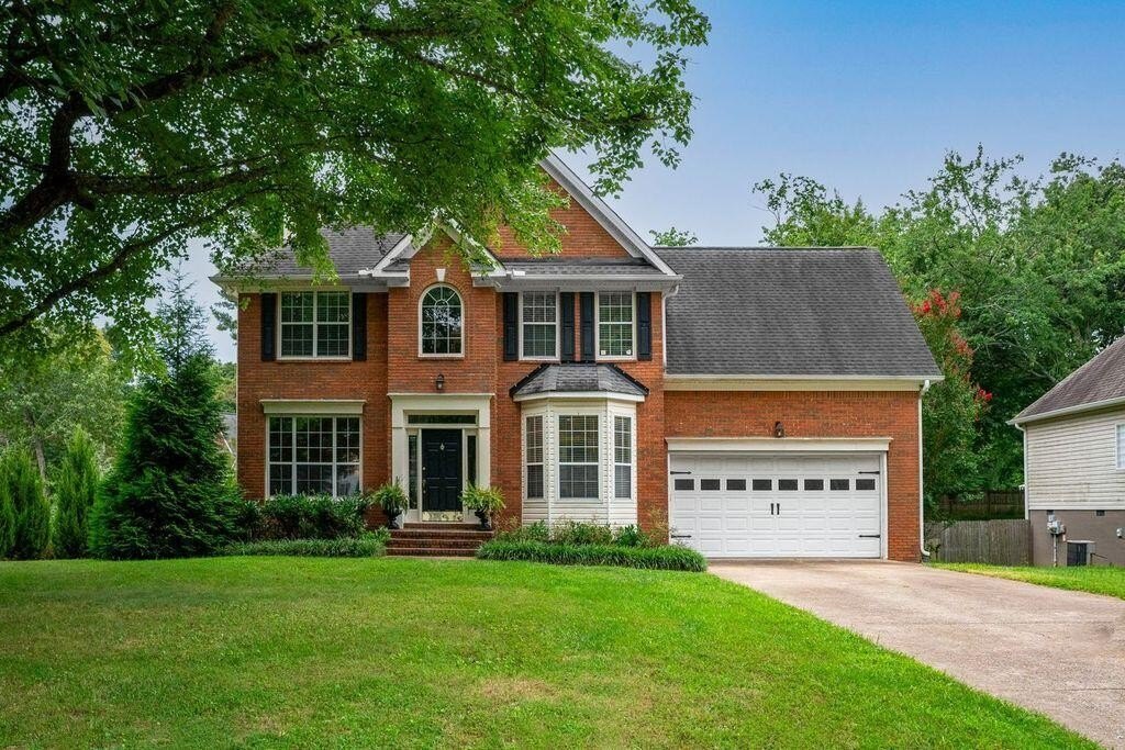 Signal Mountain, Tennessee, 37377, United States, 4 Bedrooms Bedrooms, ,2.5 BathroomsBathrooms,Residential,Forsale,1946776 Signal Mountain, Tennessee, 37377, United States, 4 Bedrooms Bedrooms, ,2.5 BathroomsBathrooms,Residential,Forsale,1946776