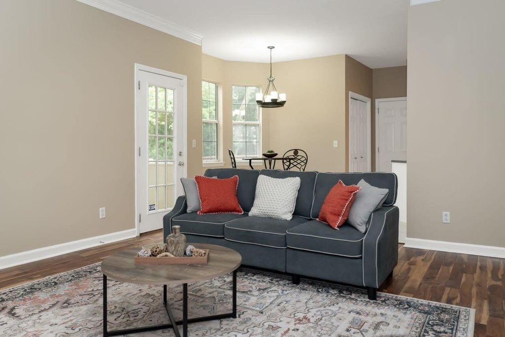 Signal Mountain, Tennessee, 37377, United States, 4 Bedrooms Bedrooms, ,2.5 BathroomsBathrooms,Residential,Forsale,1946776