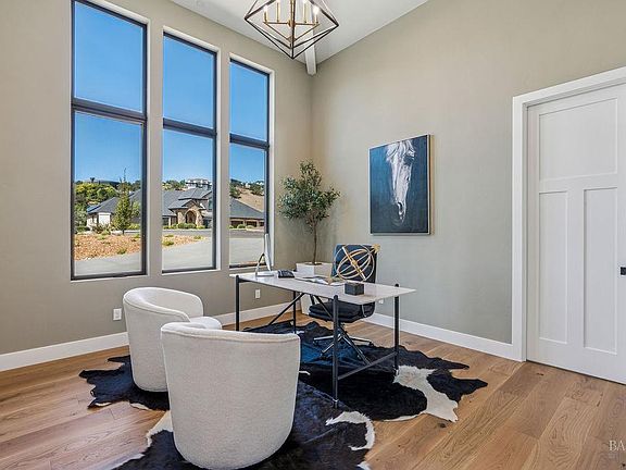 Santa Rosa, California, 95403, United States, 4 Bedrooms Bedrooms, ,4 BathroomsBathrooms,Residential,Forsale,1985927