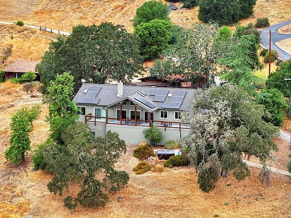 Cloverdale, California, 95425, United States, 3 Bedrooms Bedrooms, ,3 BathroomsBathrooms,Residential,Forsale,1985929